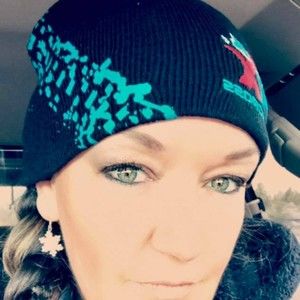 Meet your Posher, Posh